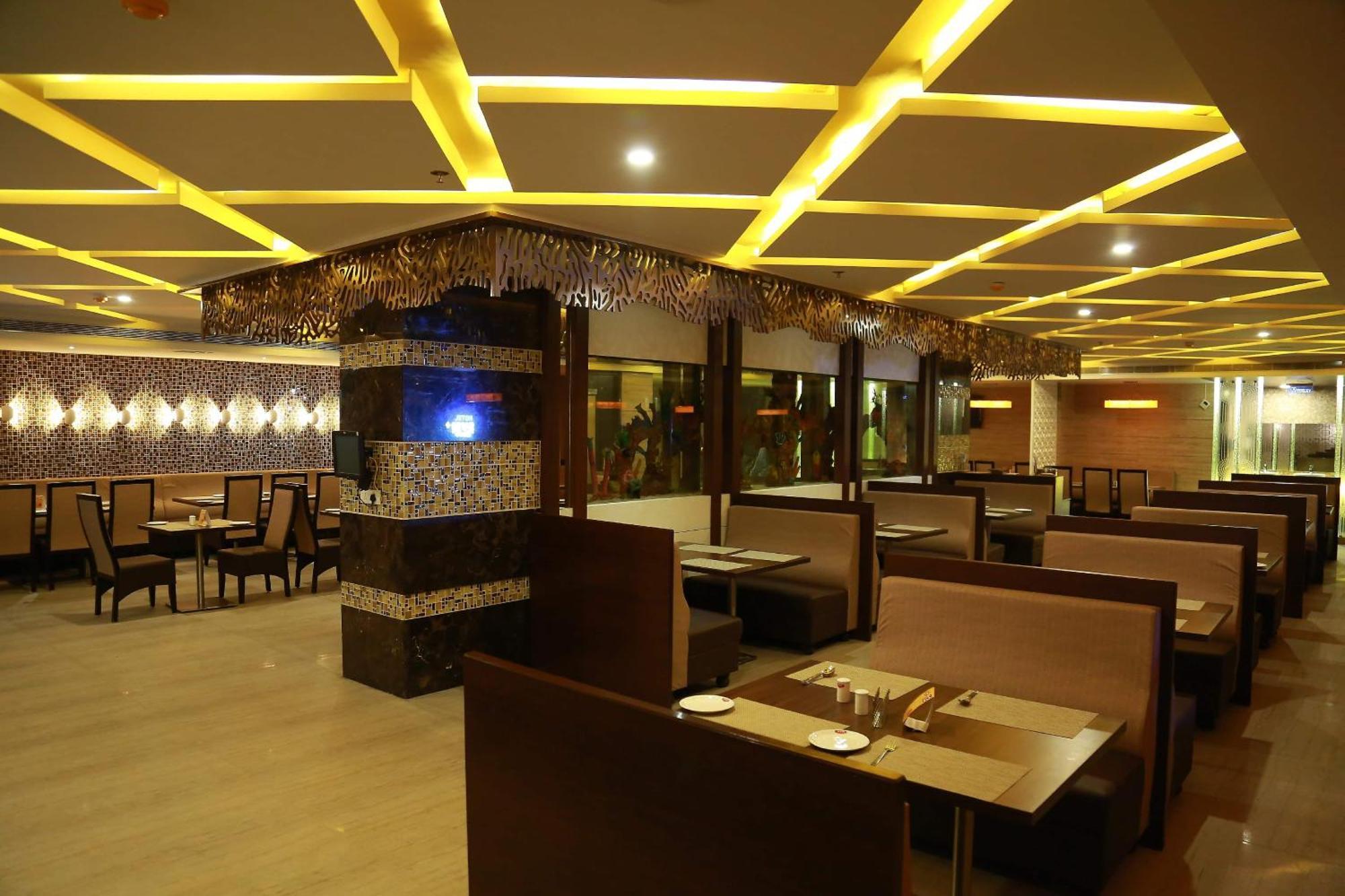 Hotel Svm Grand Medipally حيدر أباد المظهر الخارجي الصورة